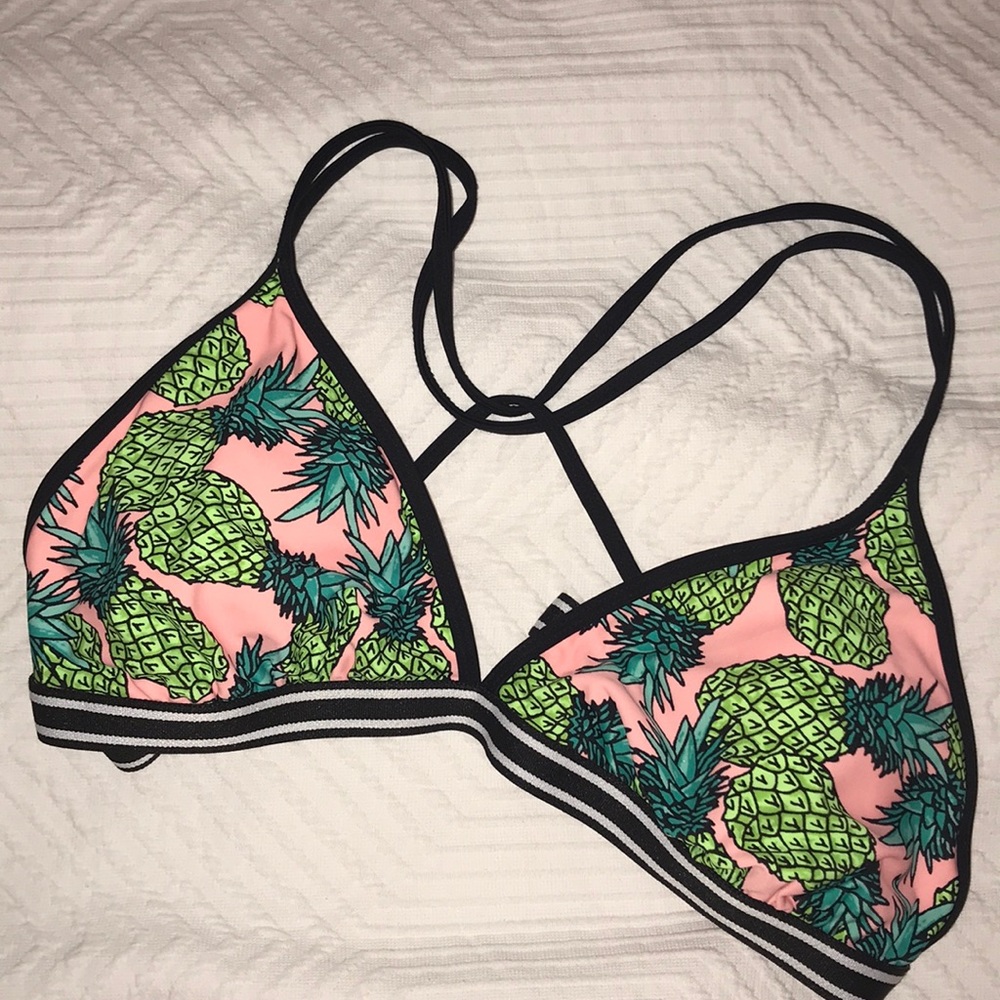 NWOT pineapple bikini top!